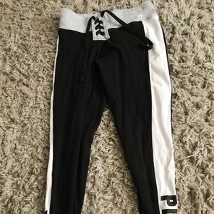 Victoria’s Secret pink leggings